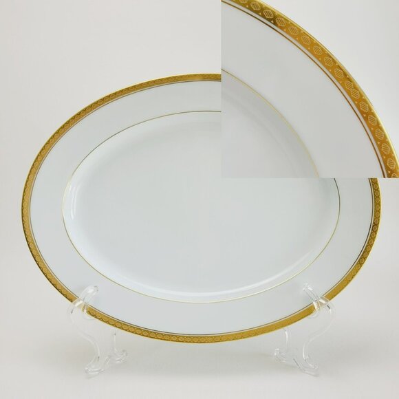 Noritake Richmond 13" Oval Platter White Base Gold Etched Band Elegant Dining - Picture 1 of 9